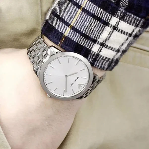 Emporio Armani Relógio Clássico de quartzo com mostrador prateado e pulseira de aço prateado para homens AR1745