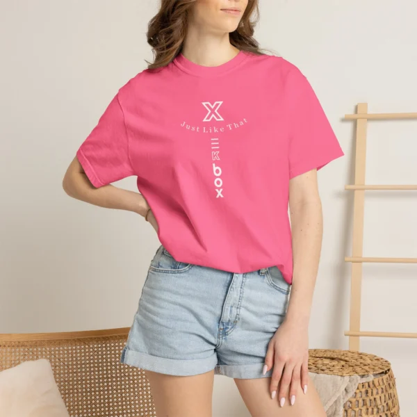 T`Shirt Xekbox Unissex Log Vertical Men and Women Pink and White